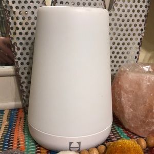 Hatch rest sound machine